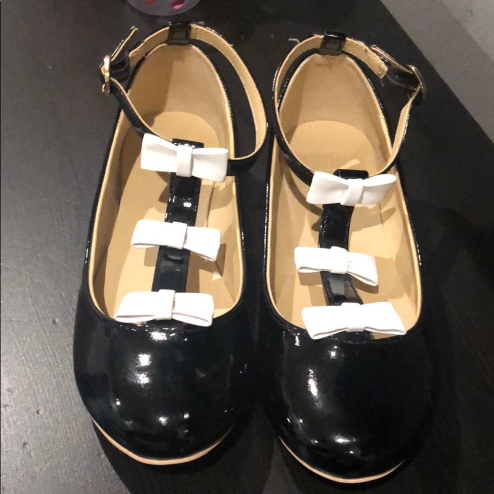 Black and white girl shoes